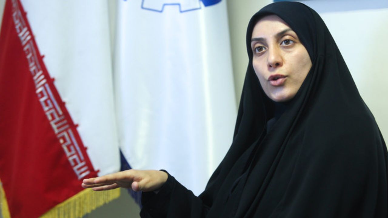 شکایت برخی نمایندگان از رئیس کمیسیون امنیت ملی مجلس/ فراکسیون امید برای روشن شدن وضعیت بنزین خواستار تشکیل جلسه با سران سه قوه شد/ مسئولان مربوطه درباره شرایط فعلی کشور به نمایندگان ملت توضیح بدهند