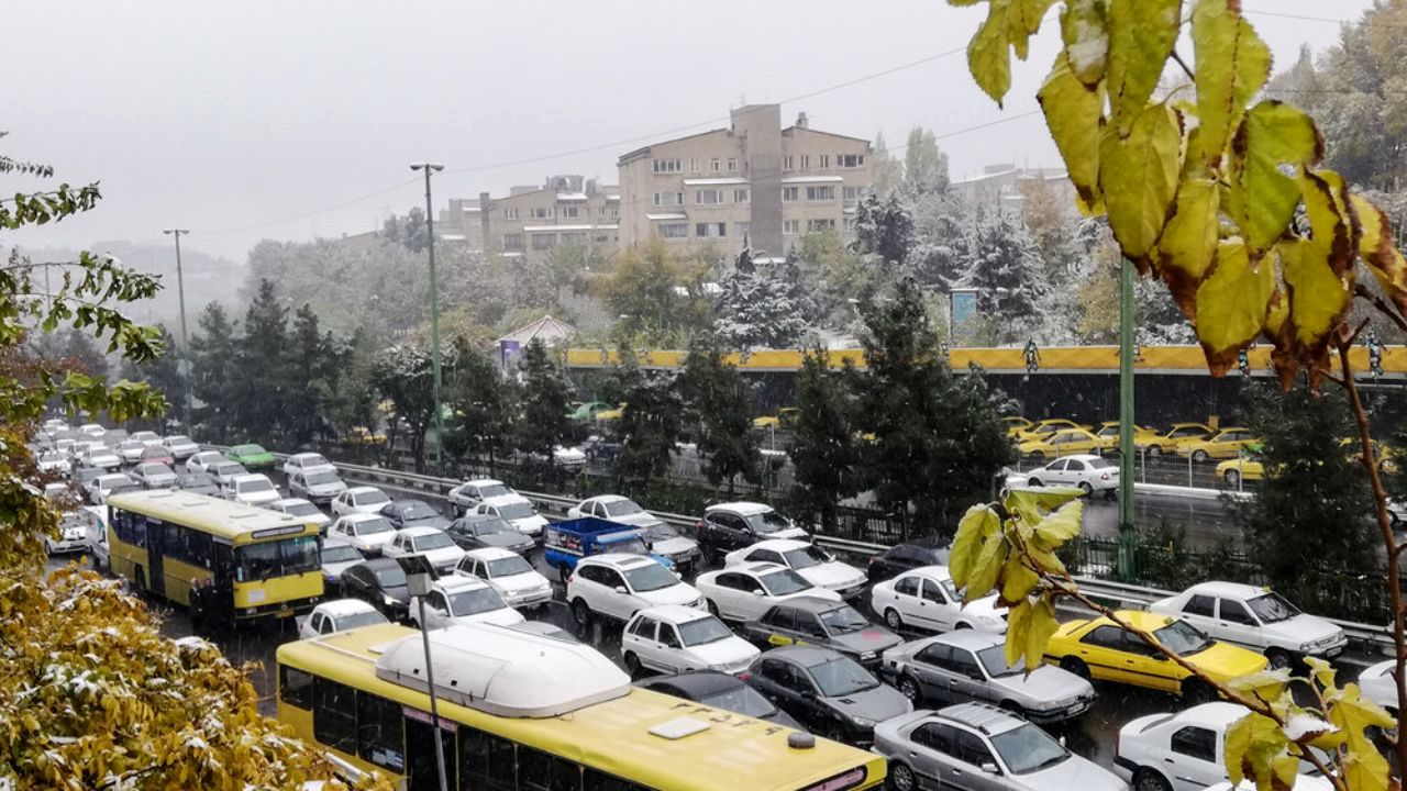 بارش برف و باران ادامه دارد