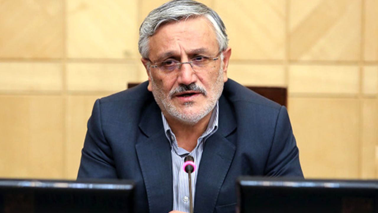 توزیع شبنامه علیه روحانی در صحن یک سناریوی از پیش تعیین شده بود/ رئیس‌جمهوری دست روی نقطه حساسی گذاشته است