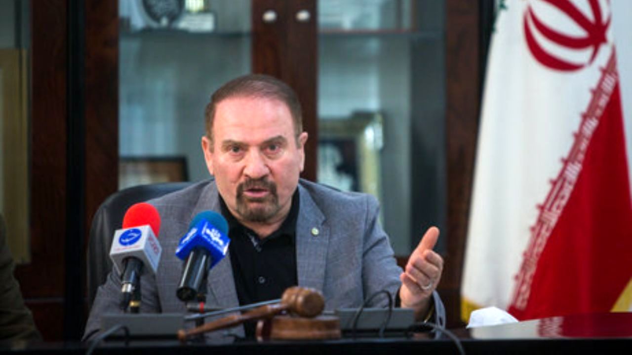 در تمام دنیا تشکیل اجتماعات برای بیان مطالبات مردم وجود دارد