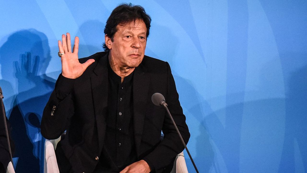 توئیت‌های «عمران‌خان» توسط پلیس جامو و کشمیر افشا شد