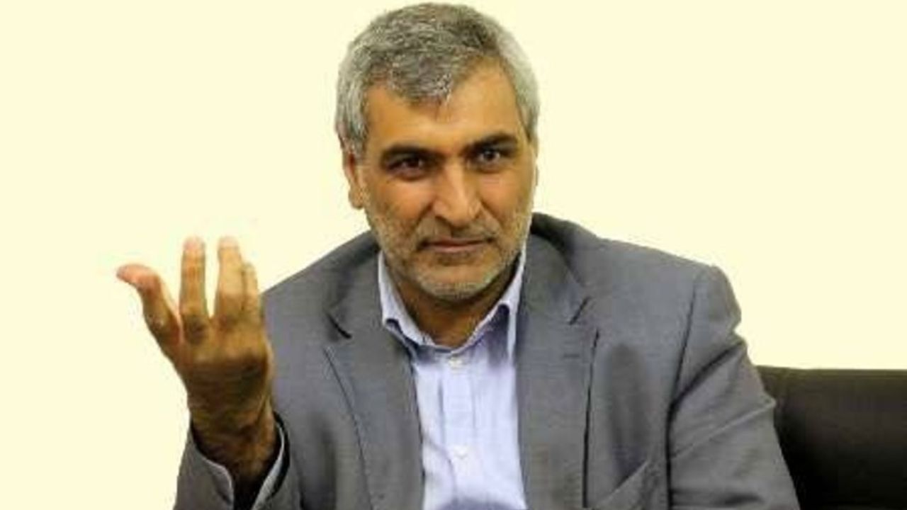 نارضایتی مردمی ممکن است در میزان مشارکت آنها در انتخابات اثرگذار باشد/ باید مردم را در جریان امور و چگونگی افزایش قیمت بنزین قرار می‌دادیم/ برای جبران مافات باید از مردم به طور جدی عذرخواهی کرد/ بهتر بود یارانه 25 برابری ثروتمندان را به طبقه آسیب‌پذیر می‌
