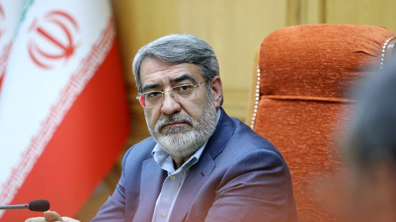 دستور وزیر کشور به استاندار کردستان در پی سانحه آتش‌سوزی در سقز/ رسیدگی سریع به وضعیت آسیب‌دیدگان و بازماندگان