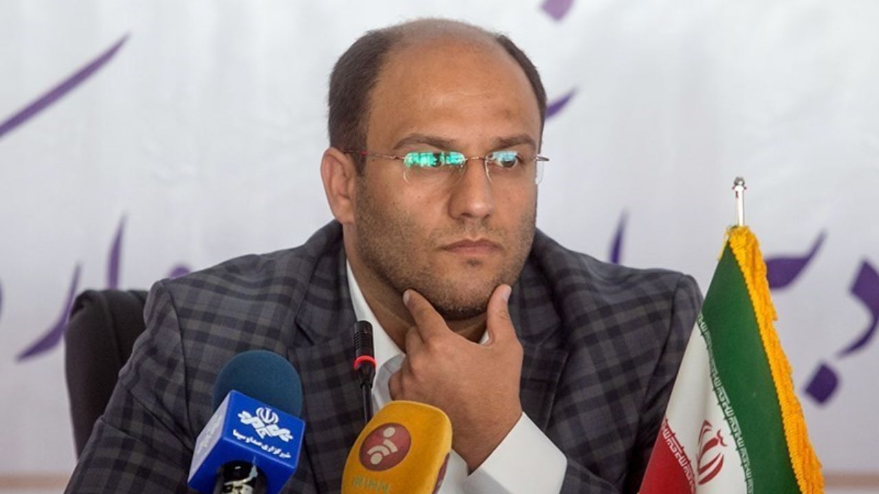 زیان‌ خودروسازها را با افزایش قیمت جبران می‌کنند/ دولت به نظرات تشکل‌ها توجه نمی‌کند