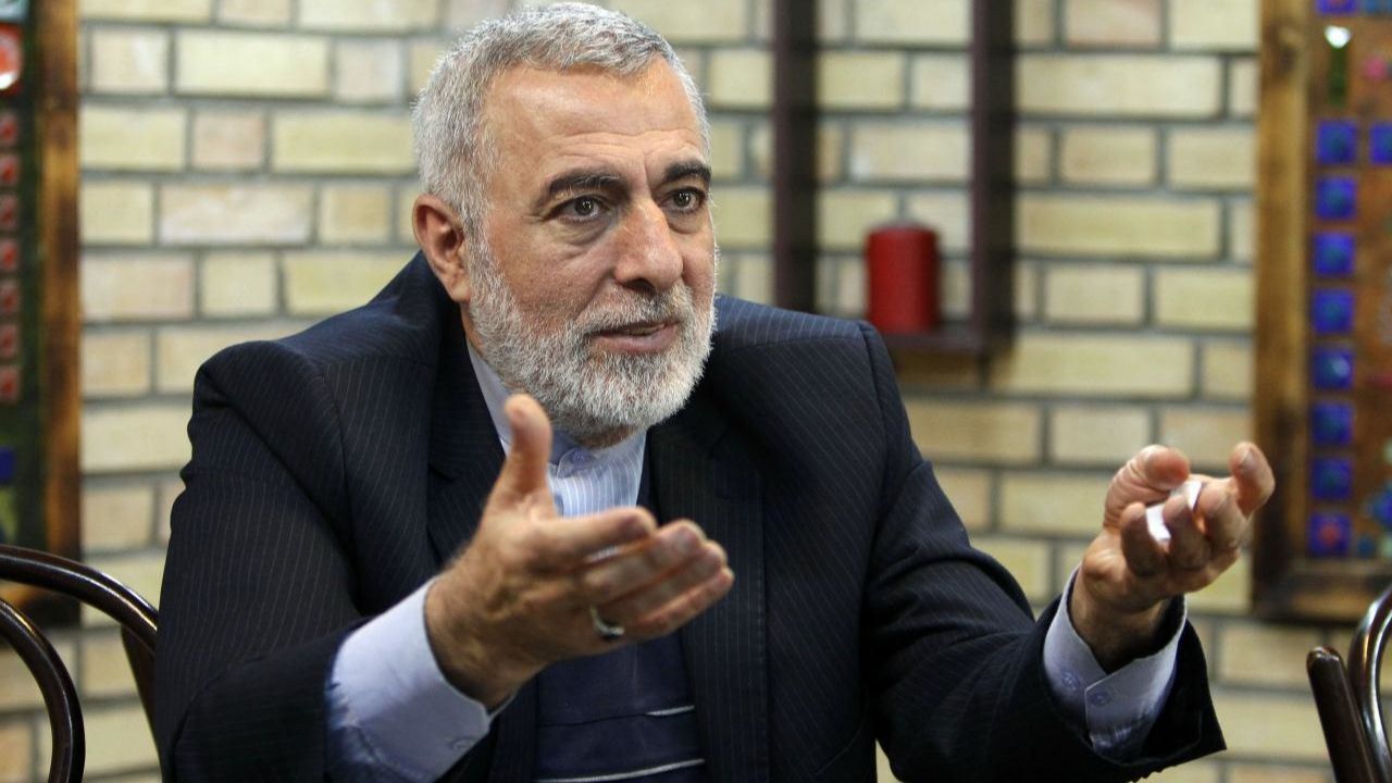 ترور شهید سلیمانی خلاف توافقنامه‌ آمریکا با عراقی‌هاست/ انتقام شهادت سردار سلیمانی سخت و مستمر خواهد بود/ ترور سردار سلیمانی خلاف قوانین بین‌المللی و خلاف امنیت آمریکاست/ ترور شهید سلیمانی امنیت آمریکا را بالا نبرد/ ترامپ برای آمریکایی‌هایی که در این ماجر
