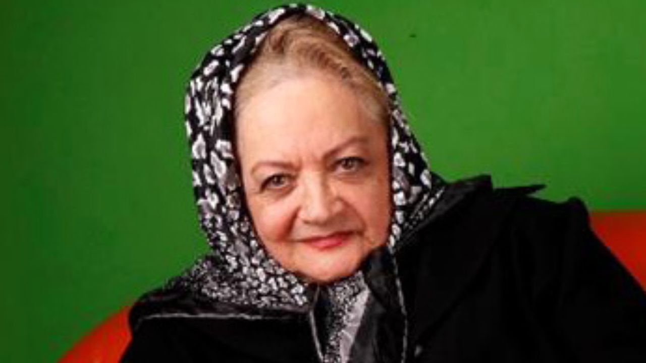 پیکر «شهلا ریاحی» به سوی خانه ابدی بدرقه شد