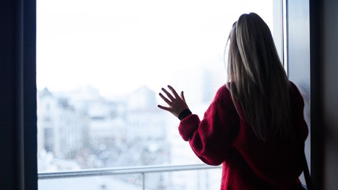 با این 5 راهکار ساده، با افسردگی زمستانی مبارزه کنید