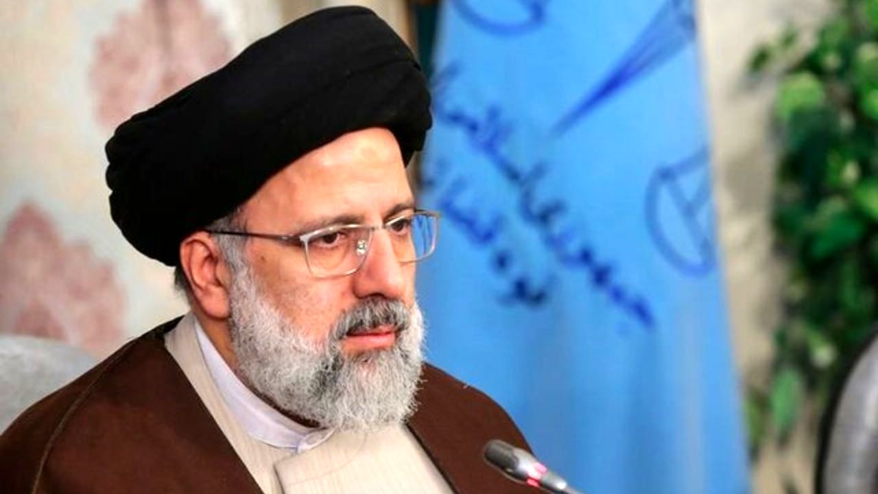 نیروی انتظامی در مبارزه با فساد اقتصادی باید حمایت شود