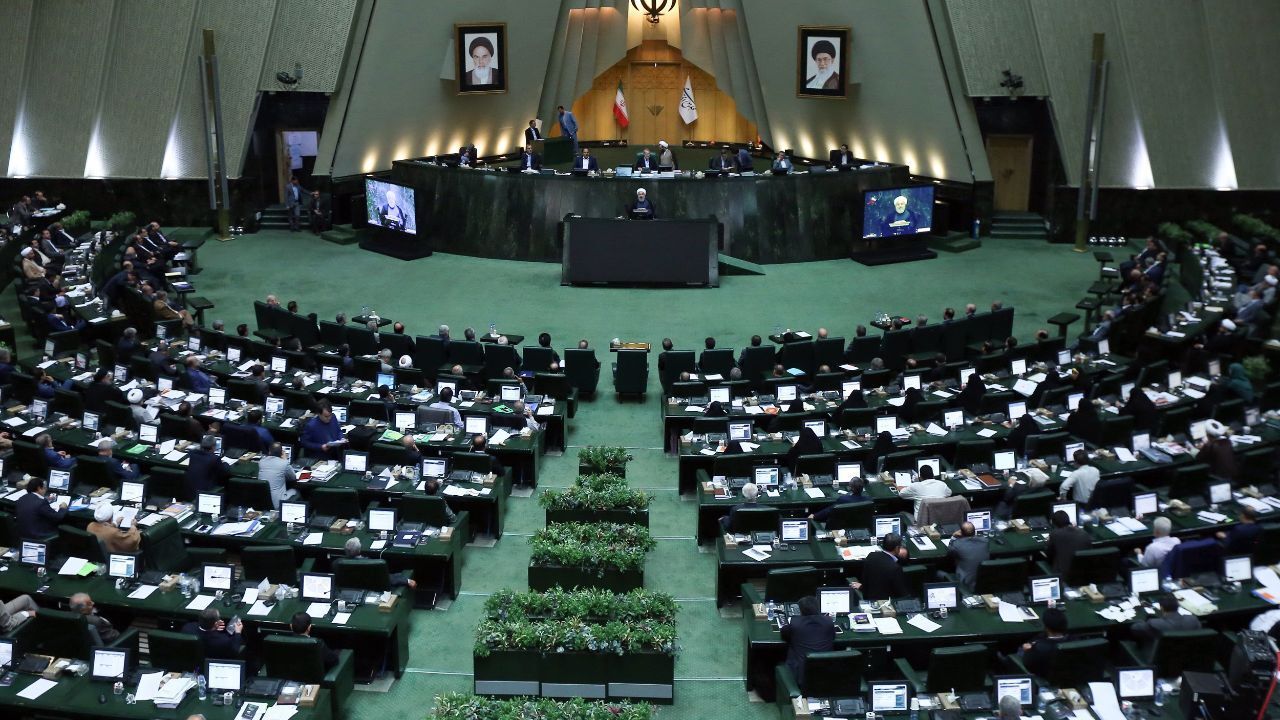 حداکثر هزینه هر نامزد انتخاباتی چقدر است؟/ وظایف نماینده مالی کاندیداها مشخص شد/ مصارف و مخارج تبلیغات در سامانه مالی انتخابات ثبت می‌شود