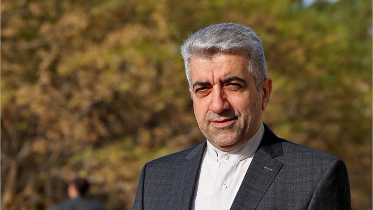 وزیر نیرو: پس از انقلاب ظرفیت تولید برق 12 برابر شد