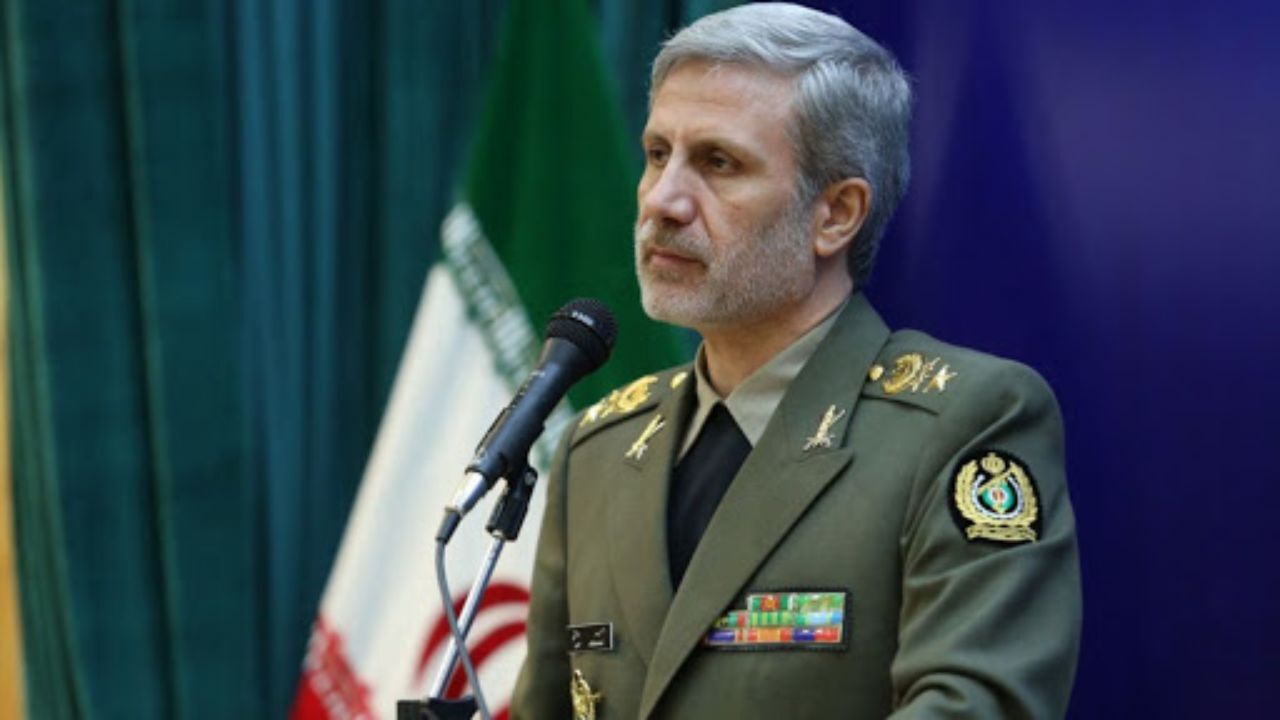 وزیر دفاع: راهپیمایی 22 بهمن و مشارکت در انتخابات، انسجام ملی را مضاعف می‌کند