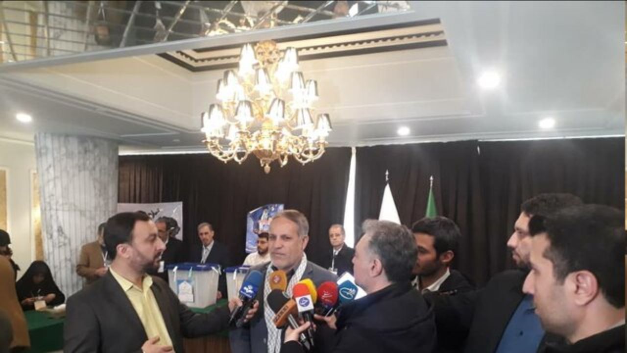 مشارکت مردم چشمگیر و دور از انتظار است