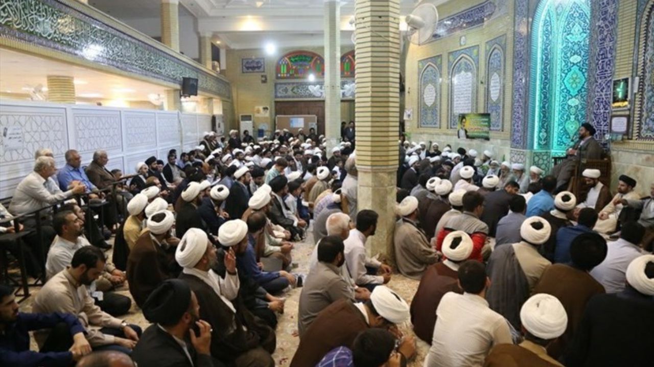 همه دروس حوزه علمیه قم فردا شنبه تعطیل است