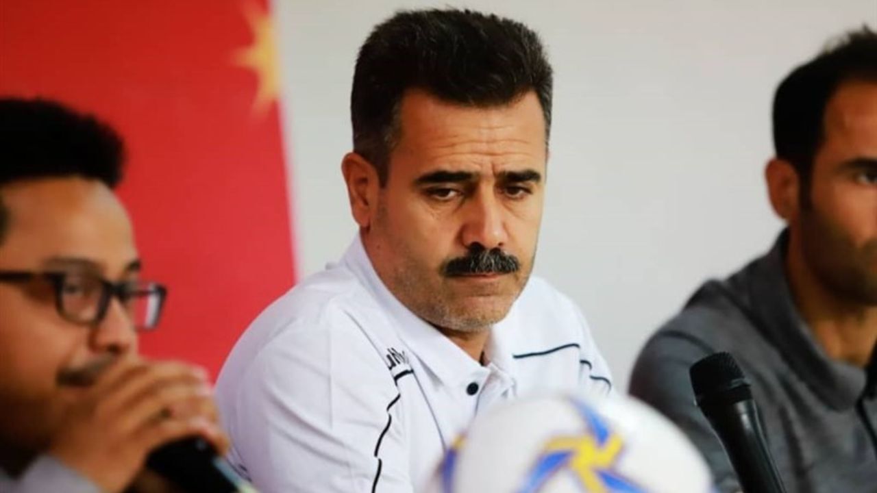 چرا پورموسوی از مربیگری تیم فوتبال جوانان کناره‌گیری کرد؟