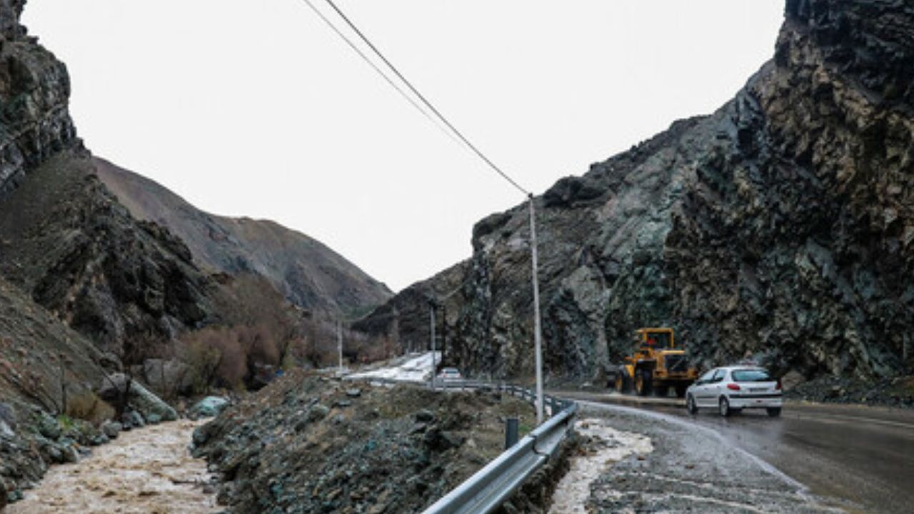 تخلیه 2 روستا در شهرستان کوهرنگ/ آماده‌باش تمامی دستگاه‌های خدمات‌رسان