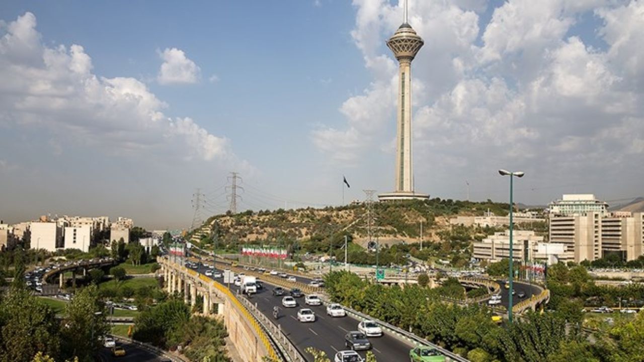 برج میلاد تعطیل شد