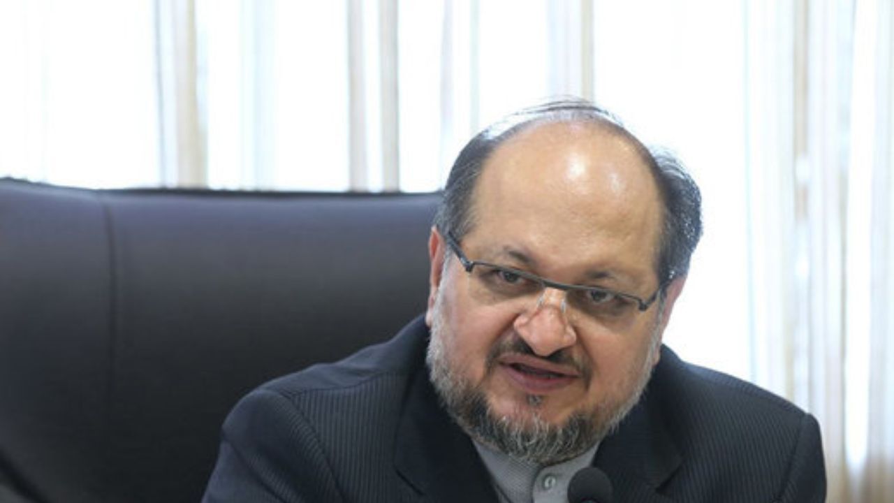 الکترونیکی شدن خدمات اداری، منافذ بروز فساد را مسدود می‌کند