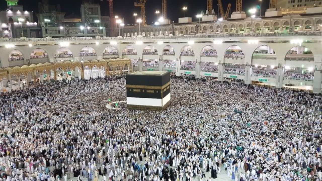 ثبت نام حج 99 از صبح امروز آغاز شد/ هزینه این سفر از 32.5 میلیون تا حدود 41 میلیون تومان متغیر است
