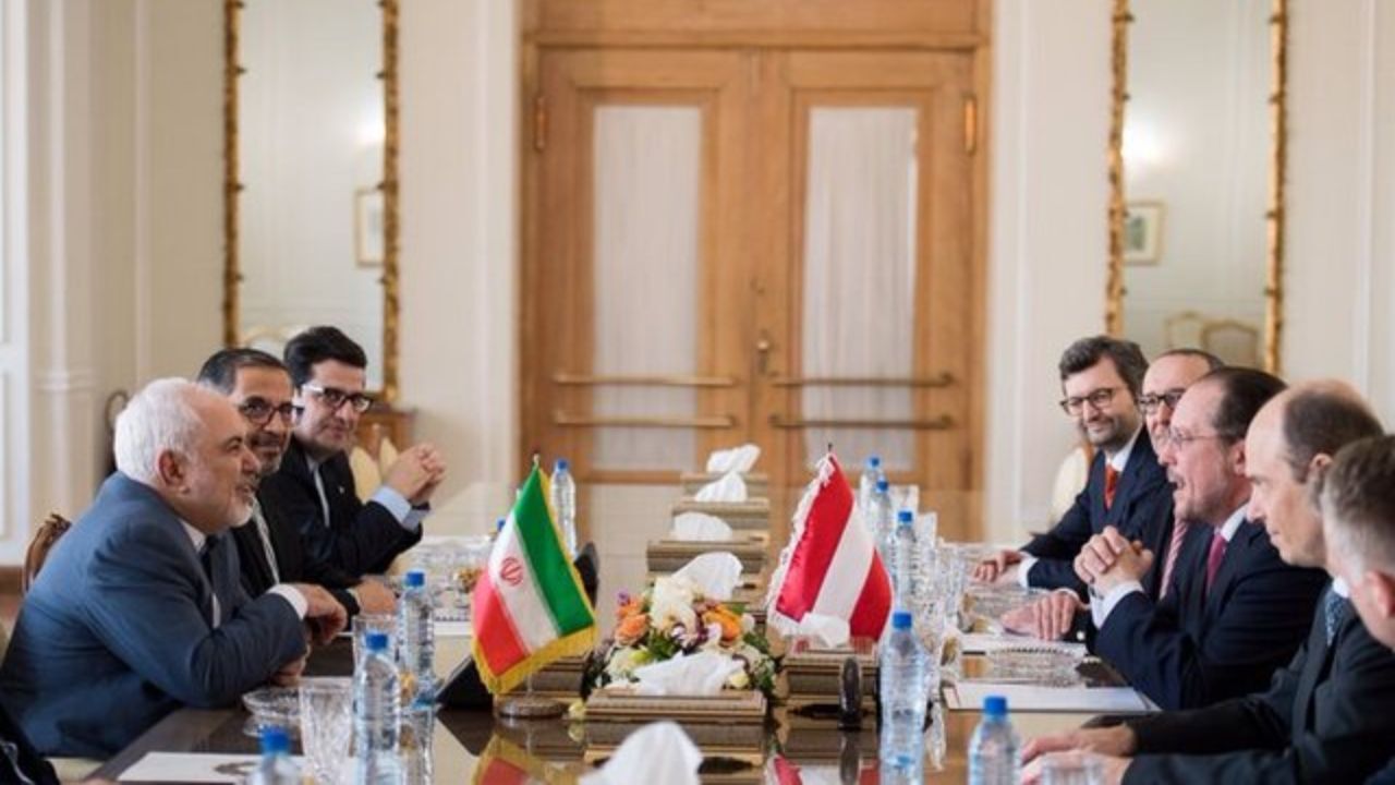 نتیجه آزمایش کرونای هیات اتریشی بازگشته از ایران، منفی اعلام شد