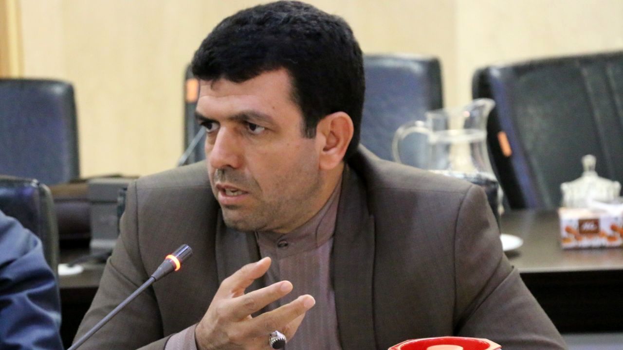 با توجه به شیوع کرونا، دولت از تولیدکنندگان حمایت کند