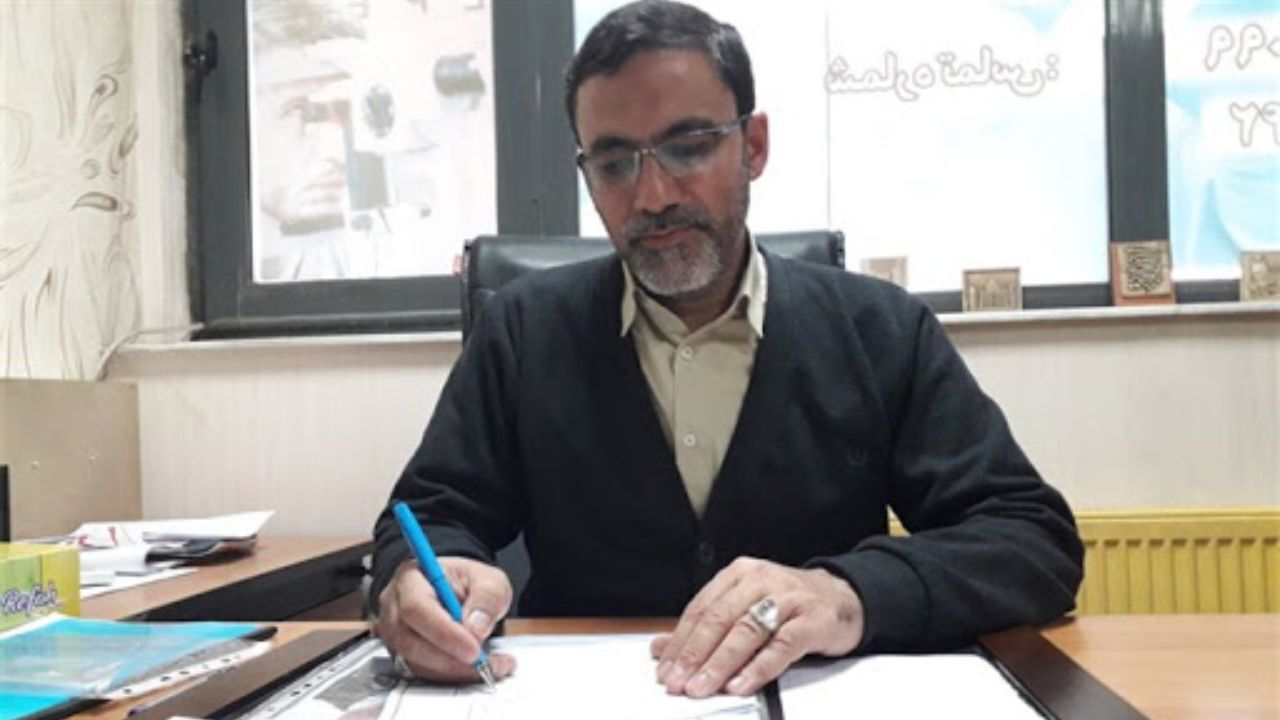 شفاف‌سازی راه‌حل اساسی مشکلات است