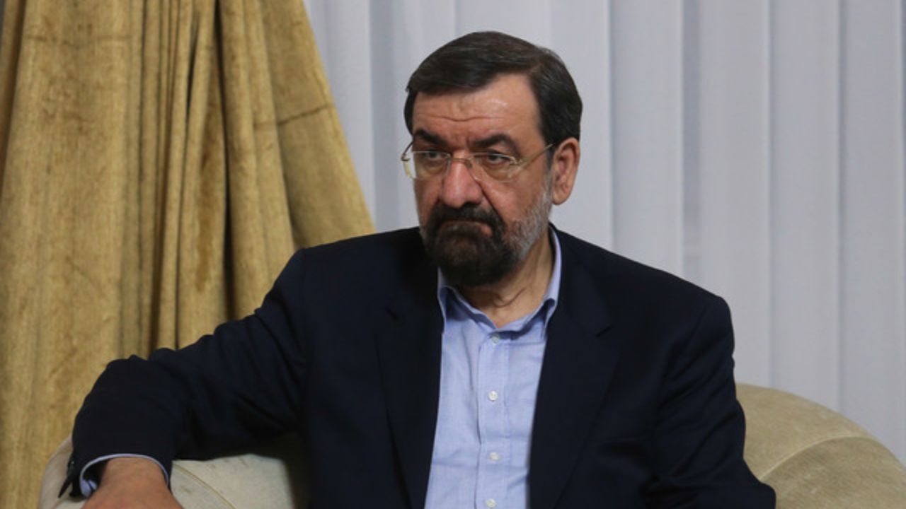 محسن رضایی درگذشت والده شهیدان فهمیده را تسلیت گفت
