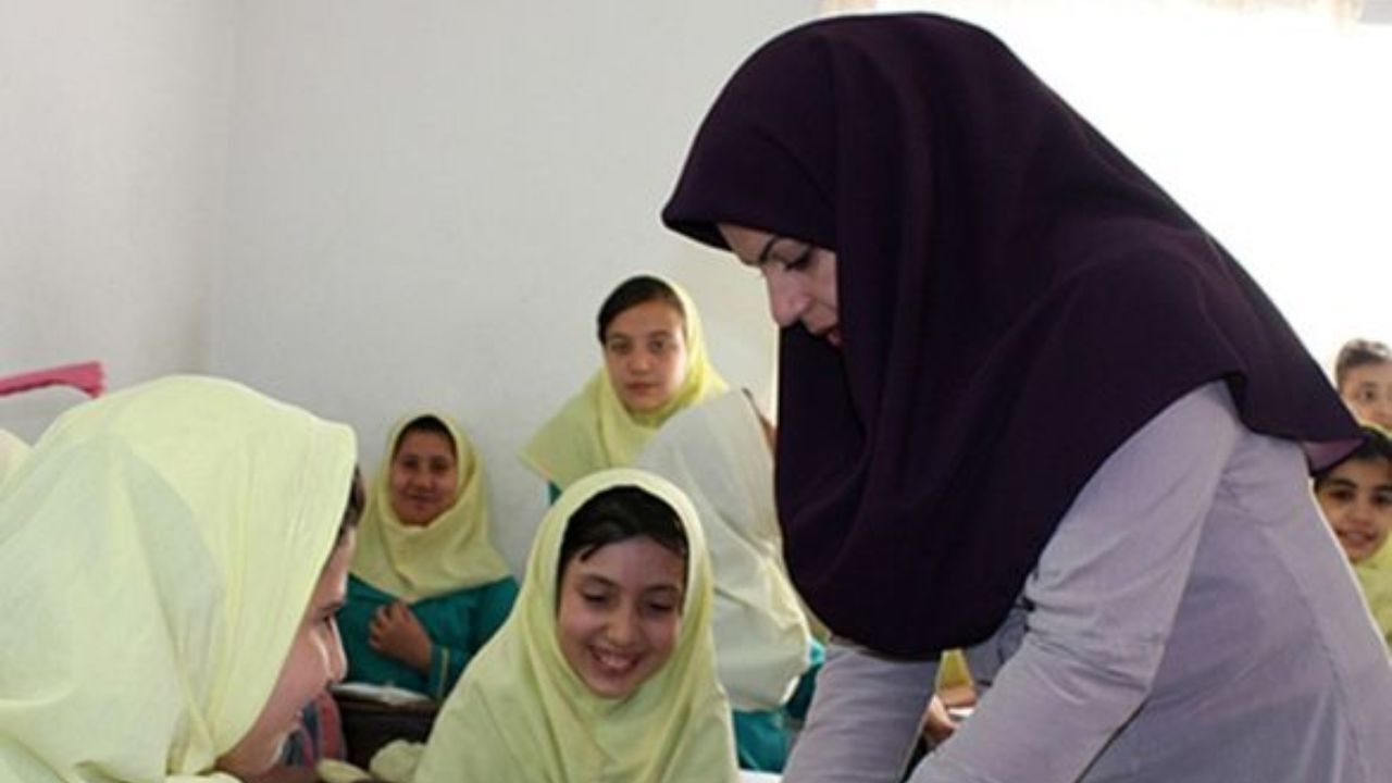 حقوق کارکنان آموزش و پرورش افزایش می‌یابد/ محاسبه از اسفند 98