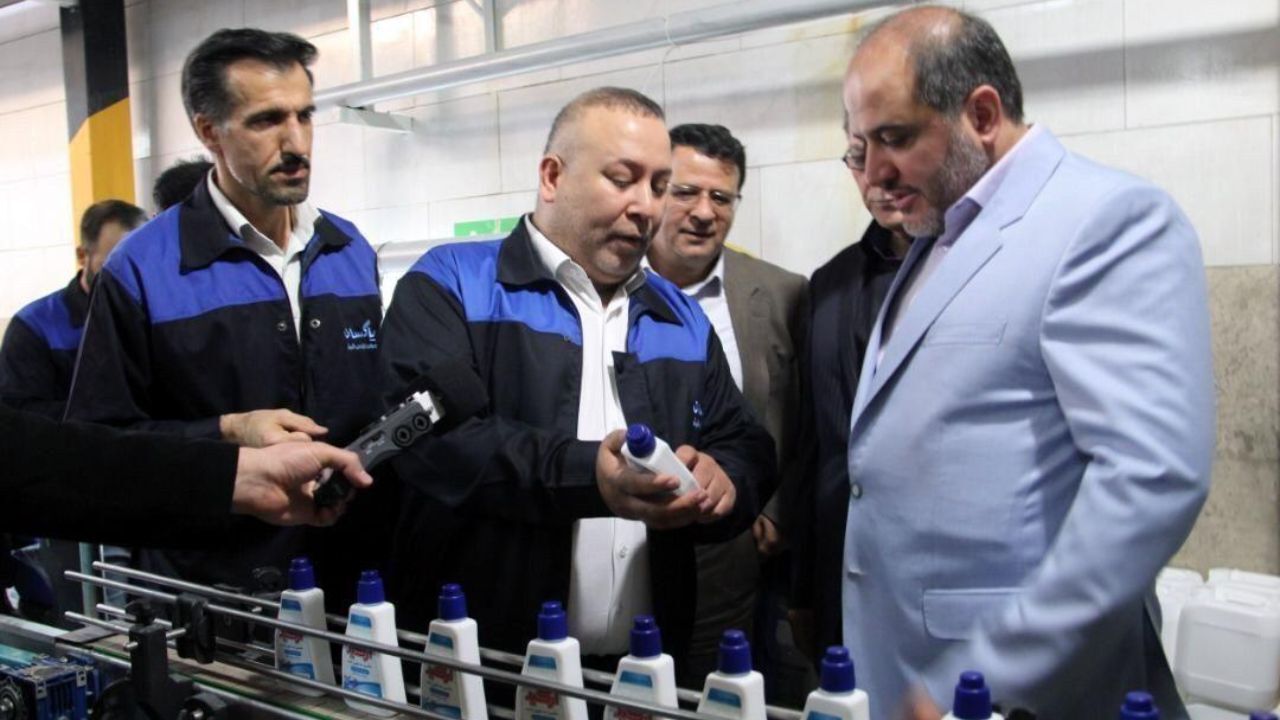 تولید محلول ضدعفونی کننده در شرکت پاکسان با نام تجاری «ارکید» آغاز شد