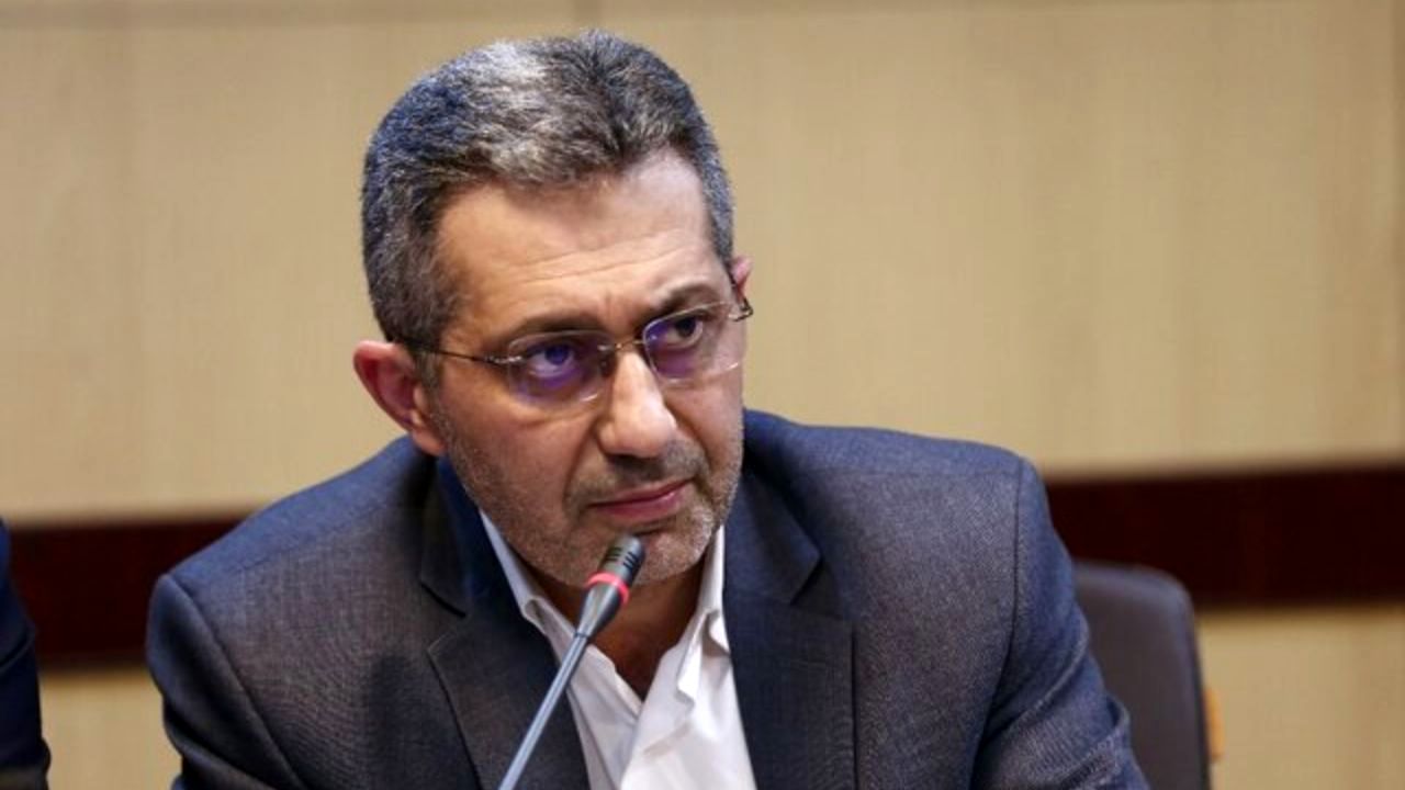 کرونا در بدبینانه‌ترین حالت تا خرداد ادامه خواهد داشت / لزوم لغو تمامی بازی‌های ورزشی