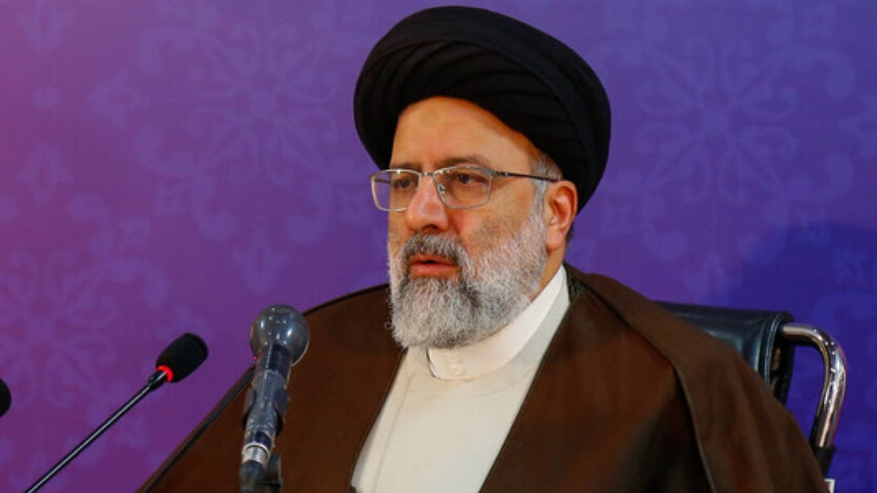چرا قم قرنطینه نشد؟/ حفظ سلامت کادر پزشکی ضروری است/ مدیریت شرایط فعلی نیازمند دستورالعمل‌های جامع و انسجام در اجراست/ تداوم ترخیص زندانیان تا جاییکه موجب ناامنی در جامعه نشود