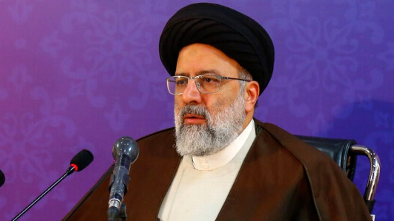چرا قم قرنطینه نشد؟/ حفظ سلامت کادر پزشکی ضروری است/ مدیریت شرایط فعلی نیازمند دستورالعمل‌های جامع و انسجام در اجراست/ تداوم ترخیص زندانیان تا جاییکه موجب ناامنی در جامعه نشود
