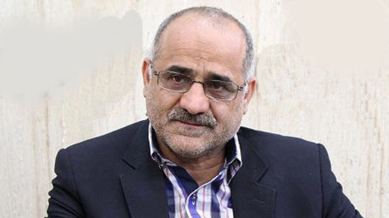ظرفیت بیمارستان‌های مشهد در حال تکمیل است/با افزایش مبتلایان به کرونا باید مردم را در سوله‌ها بستری کنیم
