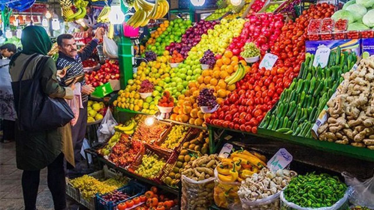 رکود بازار میوه در آستانه شب عید
