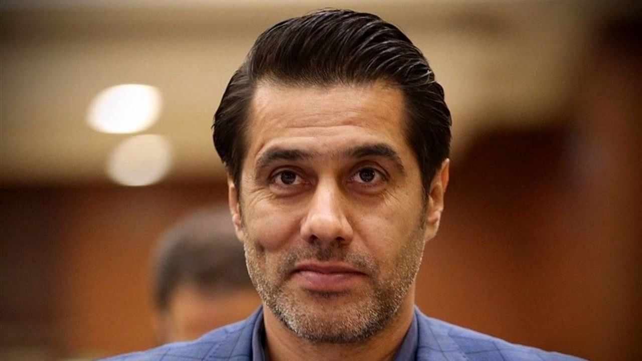 پیروانی در پرسپولیس ماندنی است؟