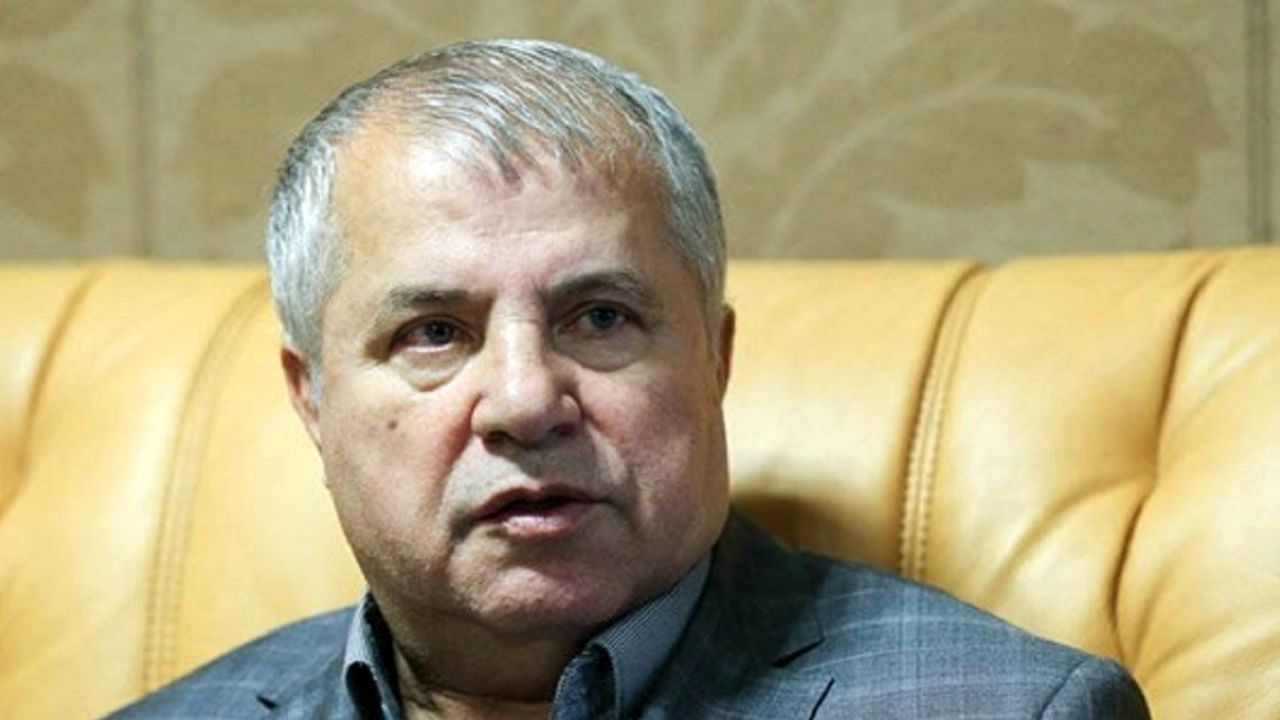خلاصه یک نفر باید سرمربی تیم ملی می‌شد!