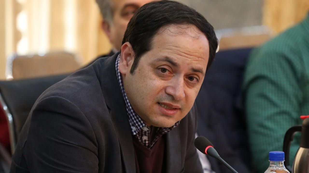 گلایه عضو شورا از ادامه جمع‌آوری پسماند خشک توسط زباله گردها و وانتی‌ها در پایتخت