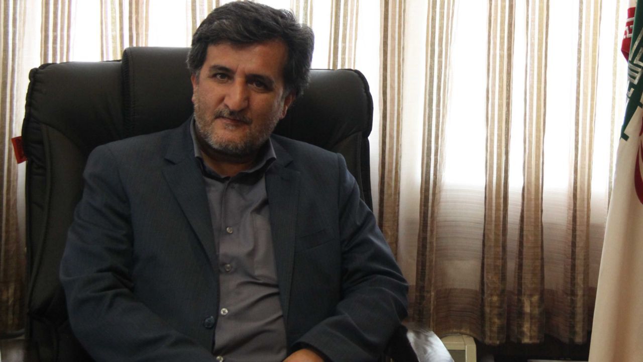 کالاهای احتکارشده در بازار توزیع می‌شود/ شرایط بازار کالاهای اساسی عادی می‌شود/ مردم برای خرید هیجان نداشته باشند، کمبود نداریم