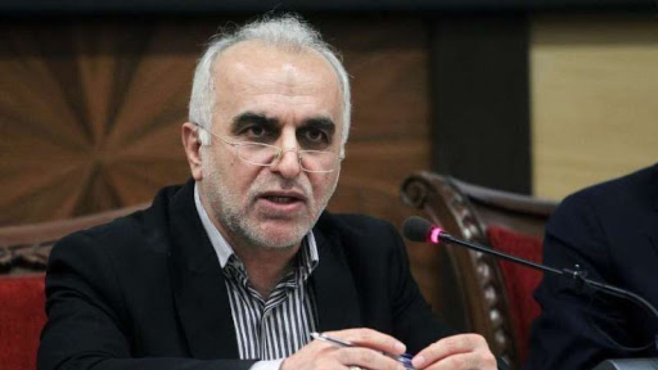 گمرک برای صادرات باید فرش قرمز پهن کند
