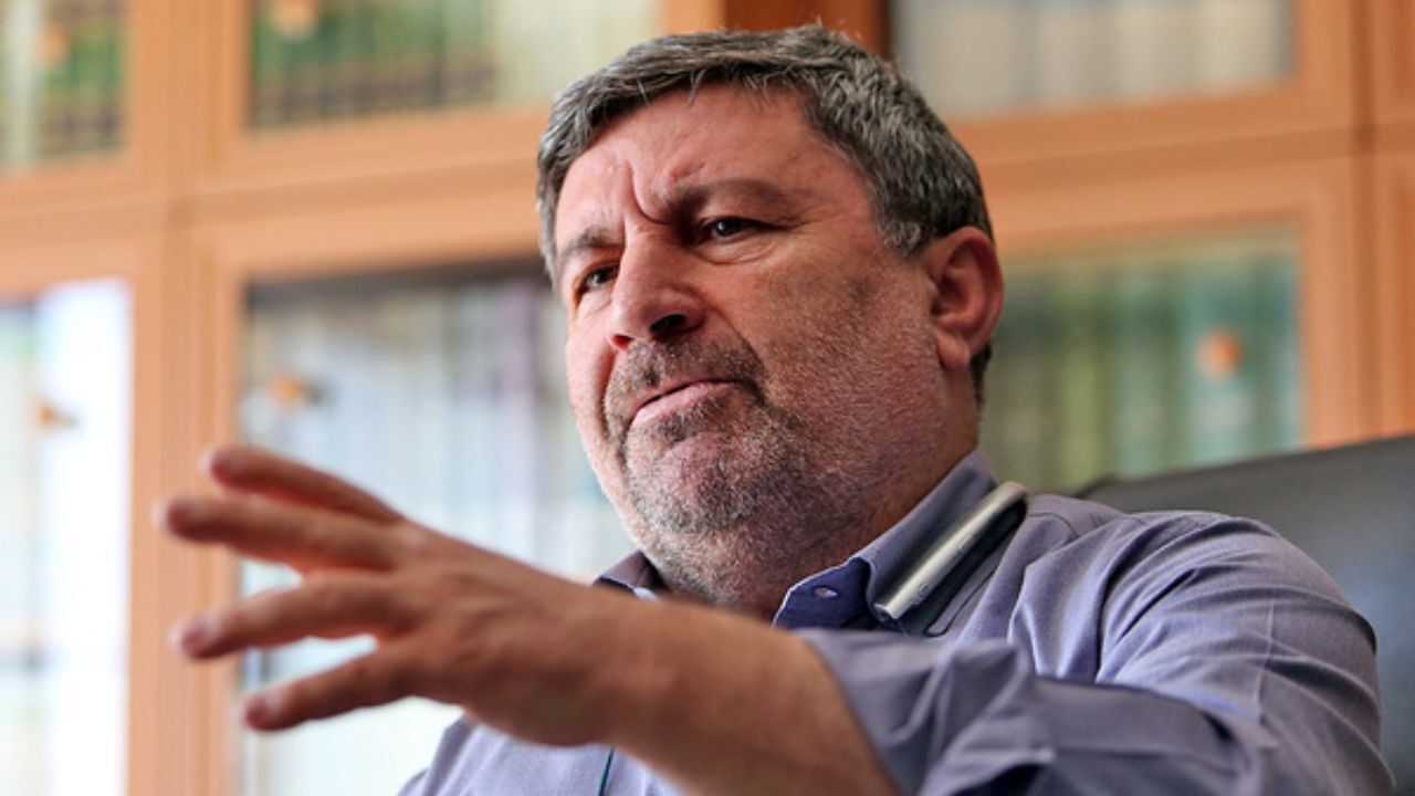 نامه الیاس حضرتی به معاون مطبوعاتی وزیر ارشاد درباره از سرگیری انتشار روزنامه‌ها