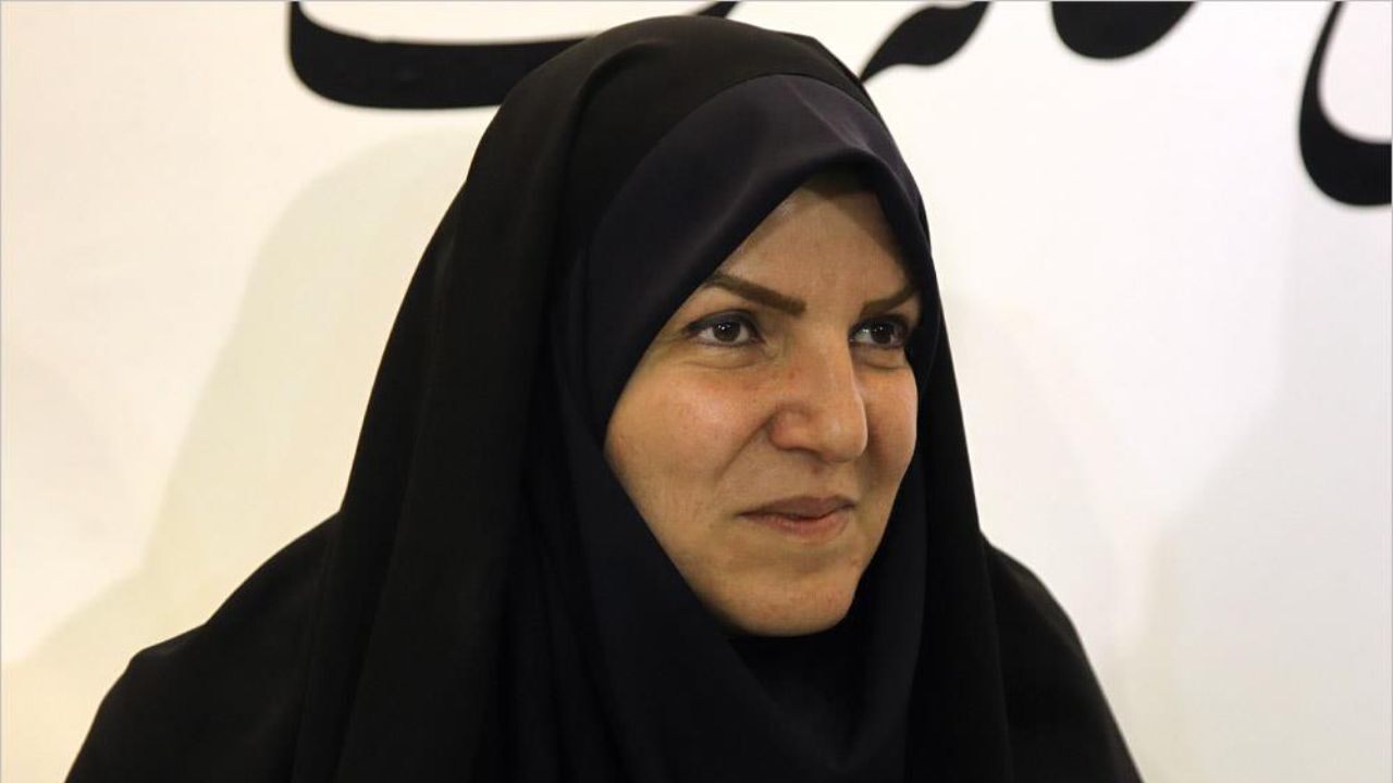 کاهش ارزش پول ملی یکی از چالش‌های سال جاری است/ بیکاری در کل جهان سایه خواهد انداخت/ سکوتی در فضای سیاسی کشور حاکم شده است/ موضوع اصلی سلامتی جان و نان مردم است