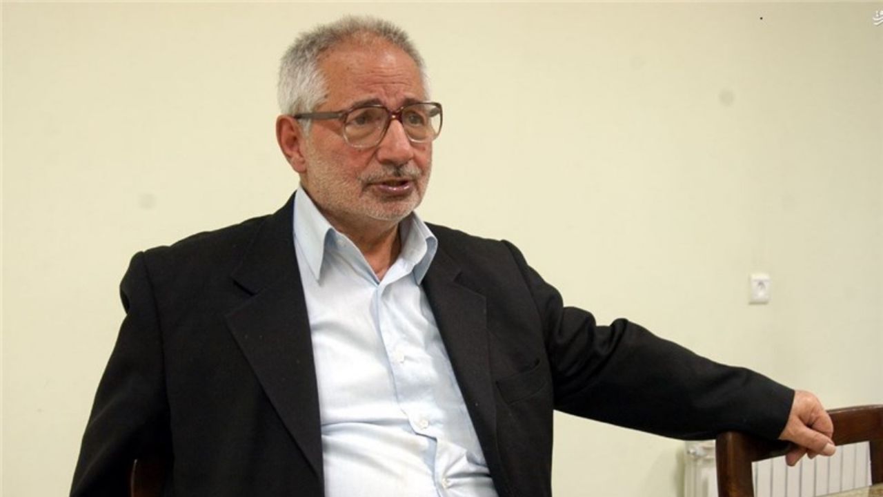 امروز نه تنها از کشور‌های دیگر عقب‌تر نیستیم، بلکه جلوتر هم هستیم/ تمدن اسلامی در جهان پیاده شود، دیگر آمریکا قدرتمند نیست/ با وجود تحریم 40 ساله، از بسیاری کشور‌ها جلوتریم