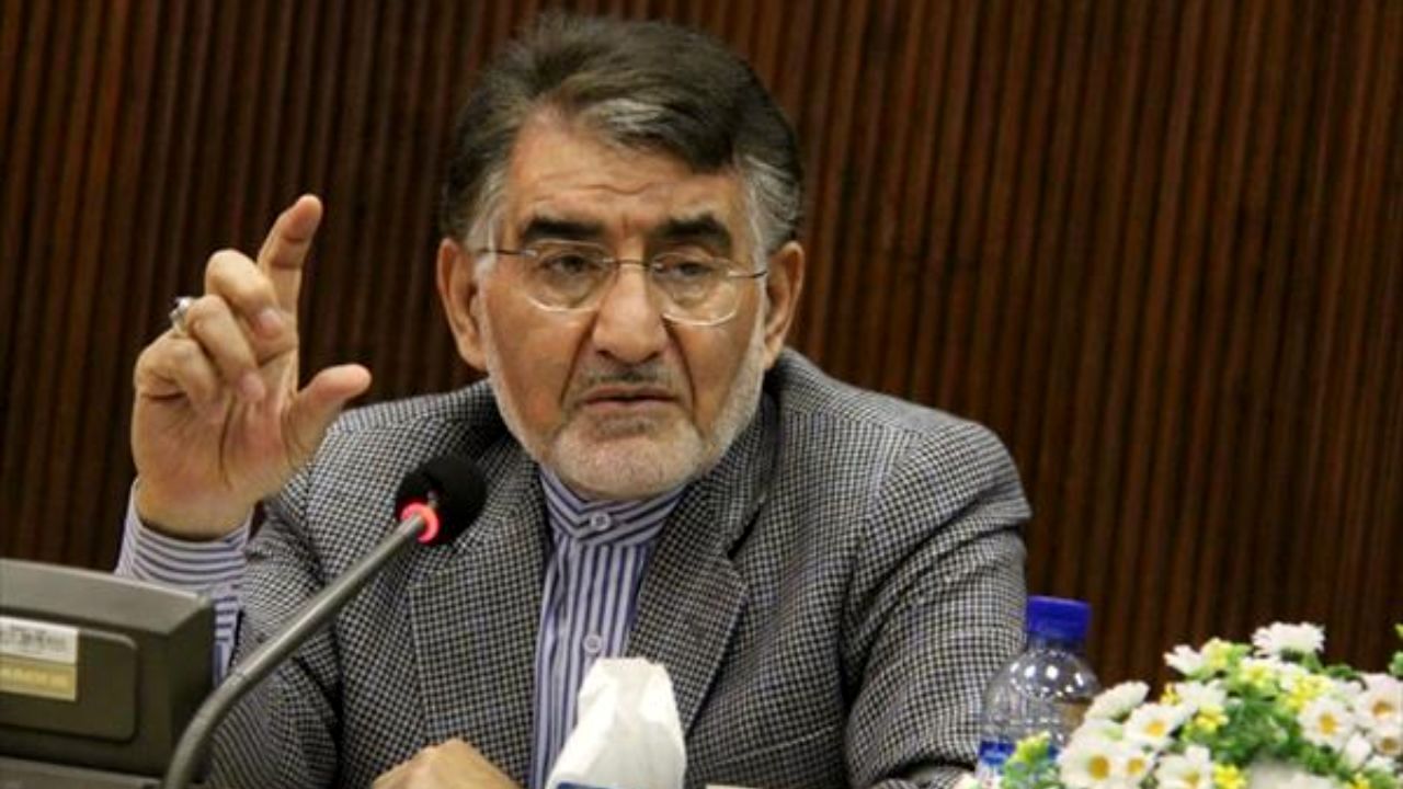 بدون استراتژی تجاری و قانون تجارت مترقی در جنگ اقتصادی پیشروی نمی‌کنیم