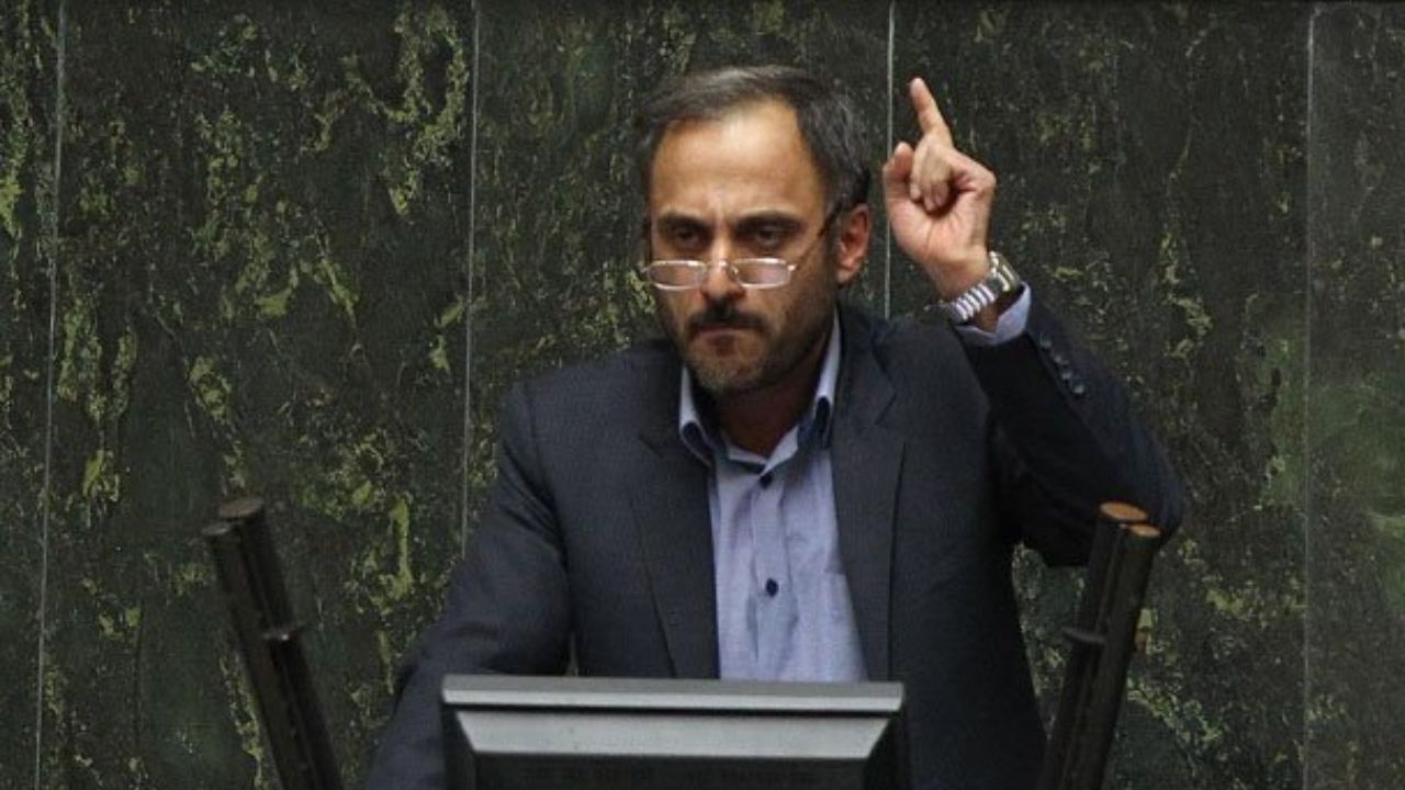دانشگاه و مدارس همچنان باید تعطیل باشند/ مجلس، دولت و قوه قضاییه قرنطینه را در دستور کار قرار دهند