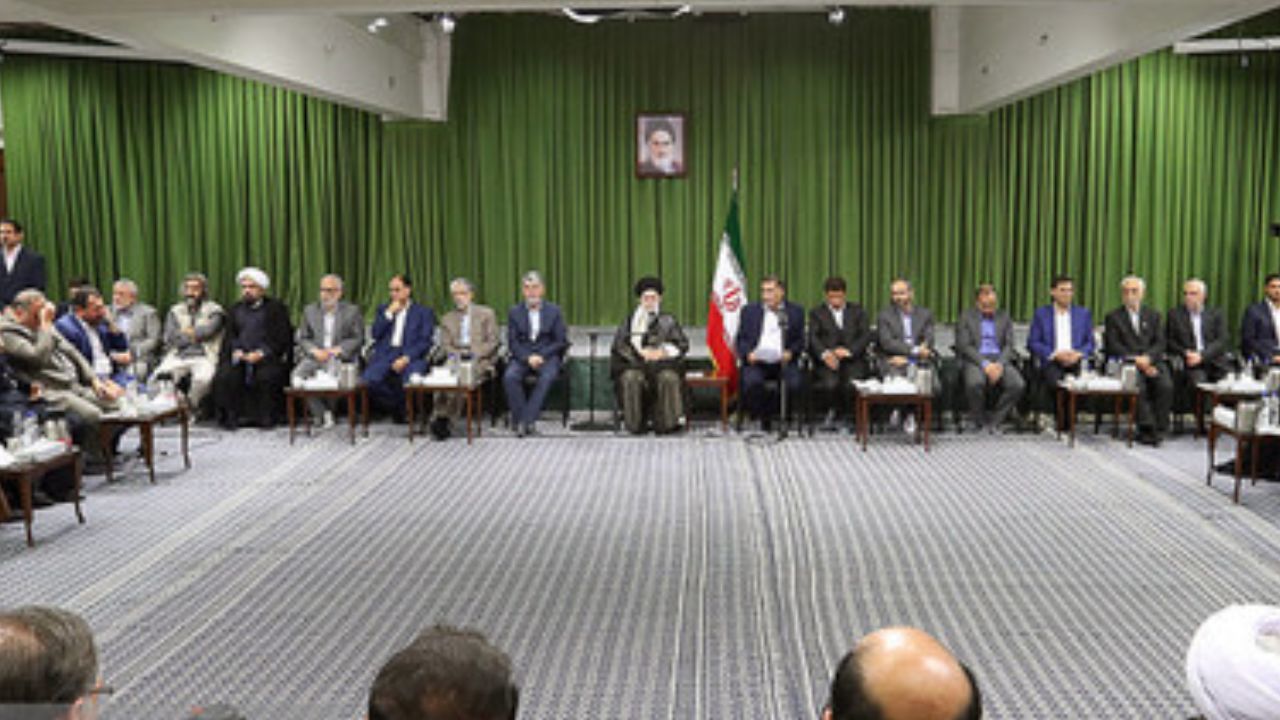 دیدار شاعران با رهبر انقلاب لغو شد