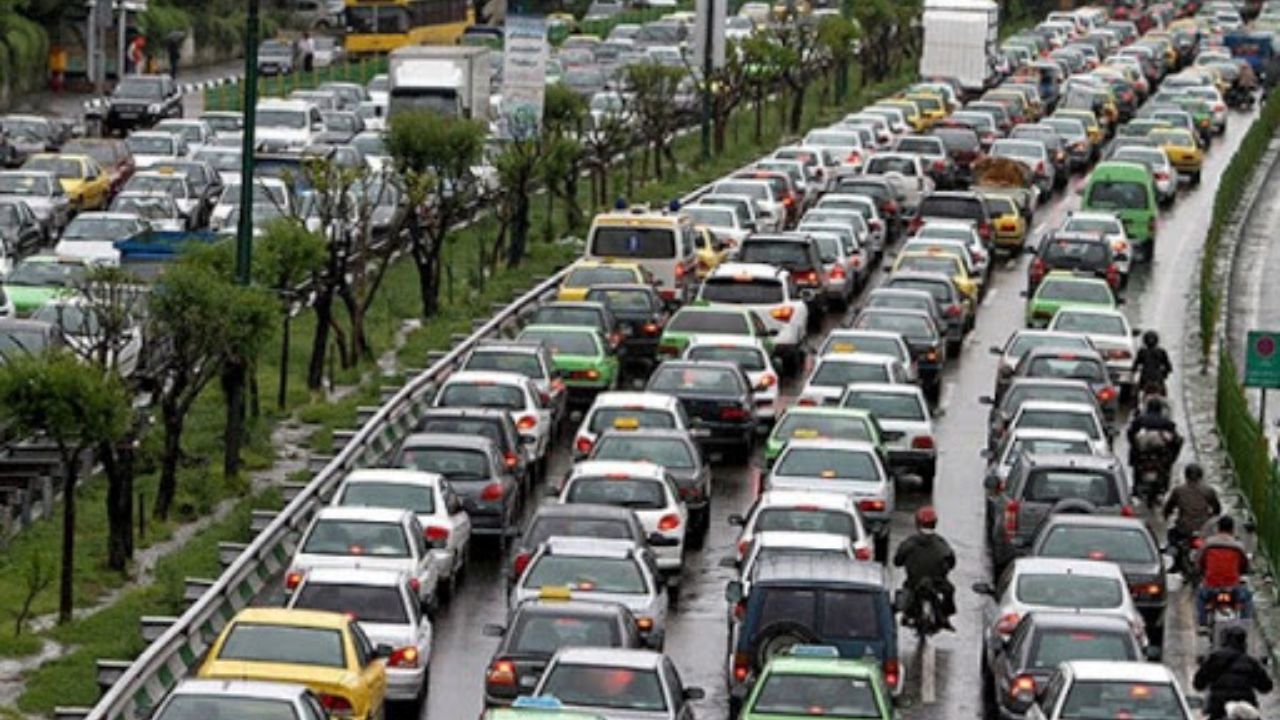 ترافیک صبحگاهی در بزرگراه‌های همت، حکیم و شیخ فضل‌الله