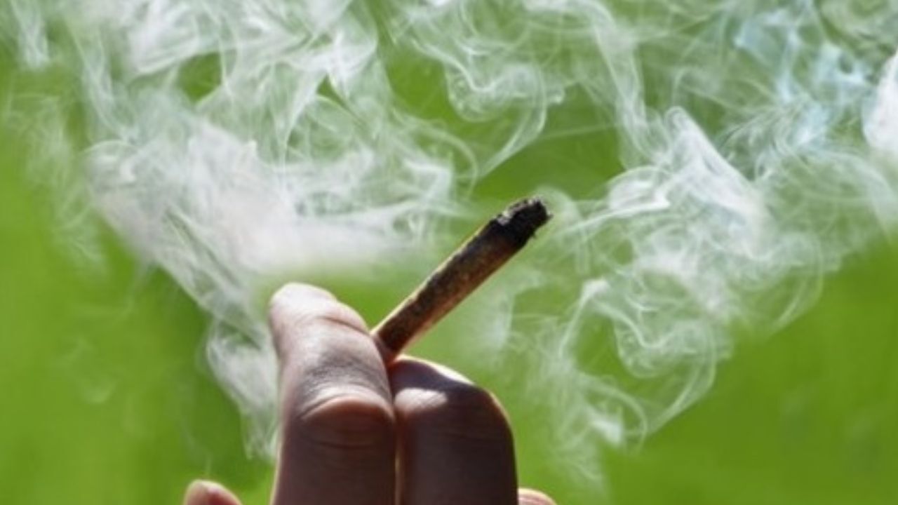تشدید ویروس کرونا در افراد سیگاری