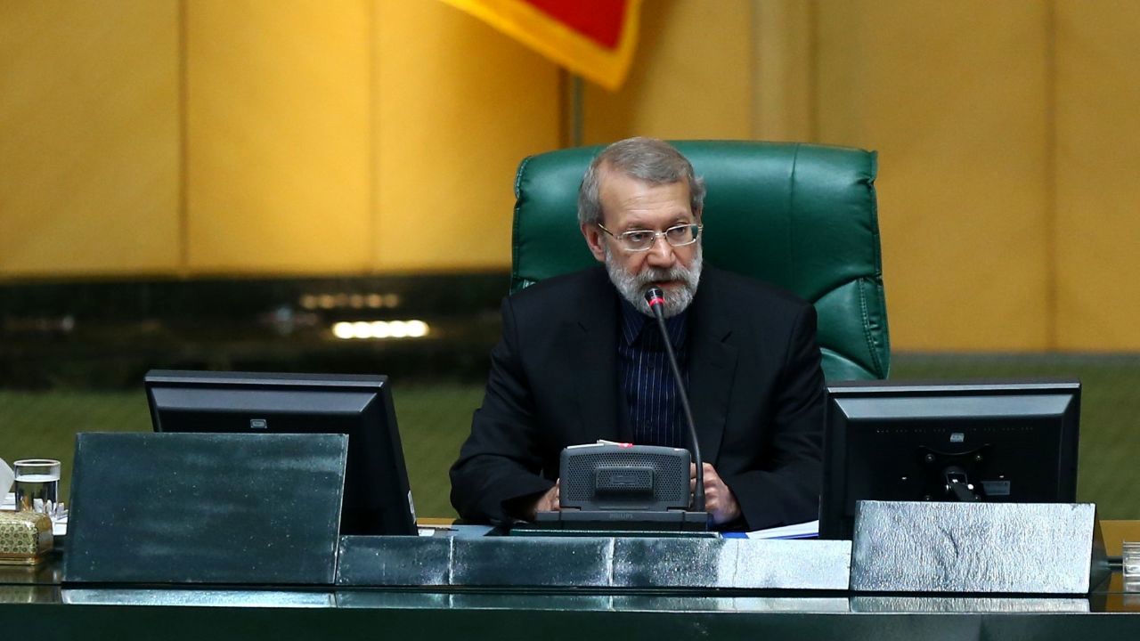 نگاهی به عملکرد علی لاریجانی، پشت میز ریاست مجلس دهم