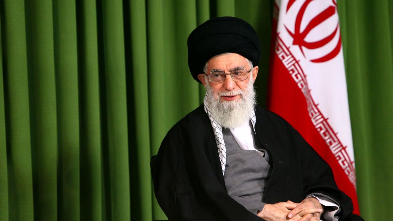 موافقت رهبر انقلاب با تخصیص 100 میلیون یورو از صندوق ذخیره ارزی برای رفع مشکل آب و فاضلاب اهواز