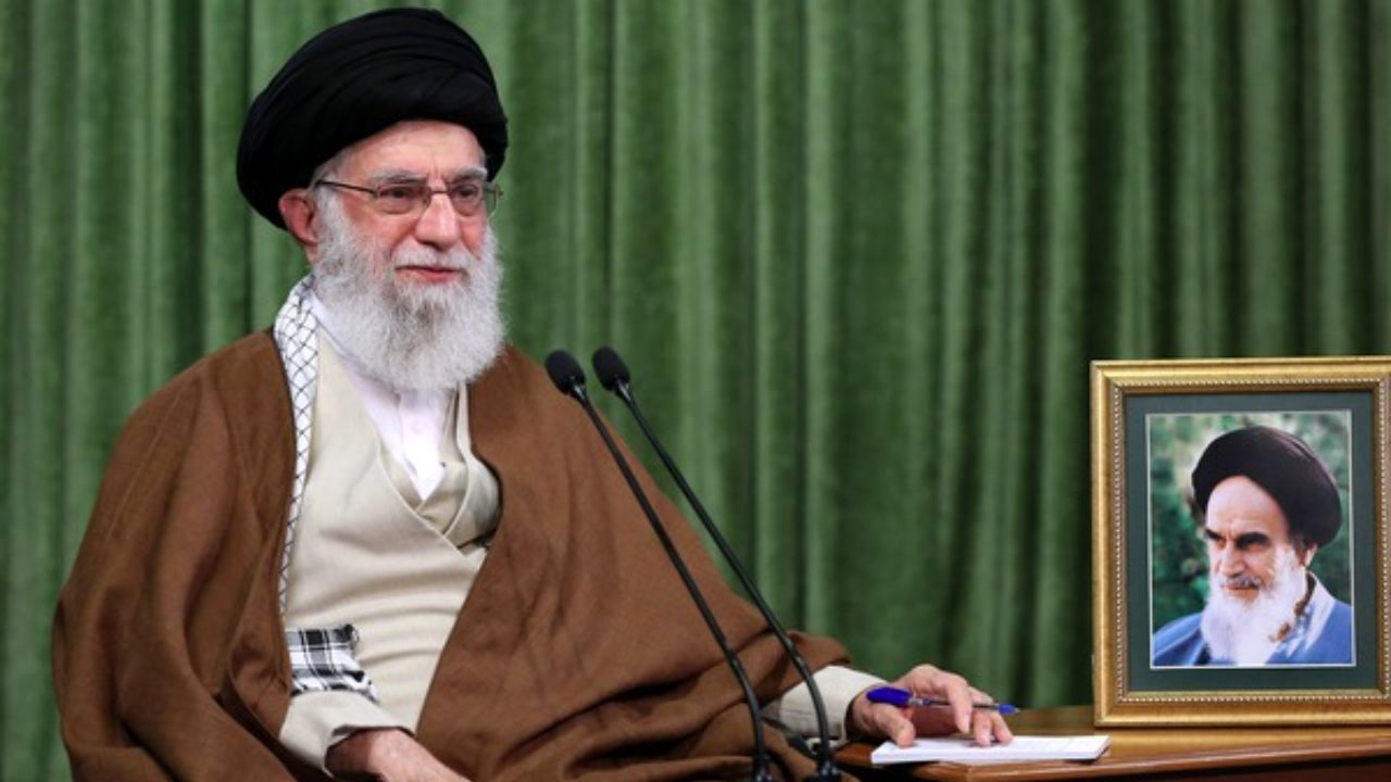 دولت جوان حزب‌اللّهی‌ علاج مشکلات کشور است/ پرچم آرمان‌خواهی و مطالبه‌گری را زمین نگذارید/ جبهه انقلاب را گسترش بدهید؛ یارگیری کنید، حذف نکنید/ ممکن است همه مطالبات قابل اجرا نباشد اما مهم این است که بازگو شود/ تخریب فضای گفت‌وگو را مسدود می‌کند/ آمریکایی