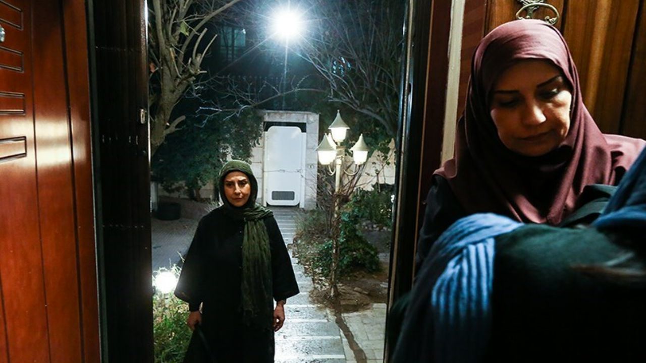 سریال «پرگار» جایگزین «زیرخاکی» می‌شود
